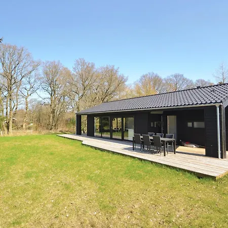 Three-bedroom In Сasa de vacaciones