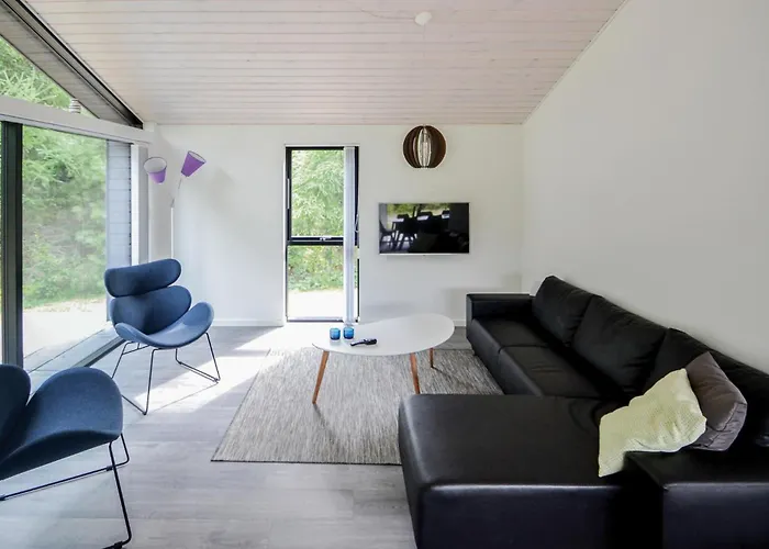 Three-bedroom In بيت للعطل *